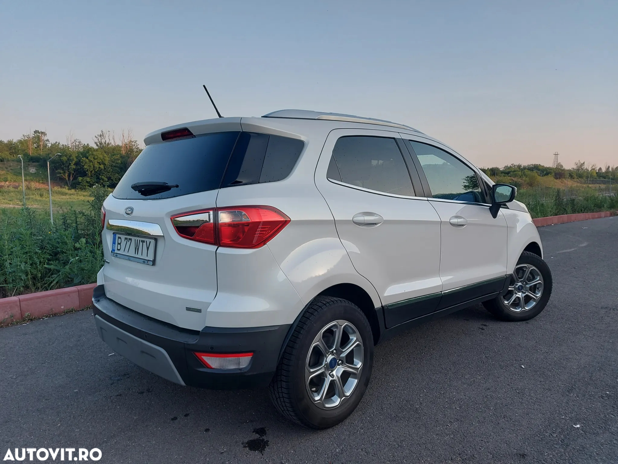 Ford EcoSport - 4