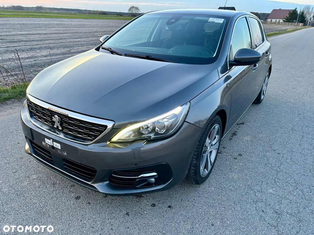 Peugeot 308 1.2 PureTech Allure S&S - 17