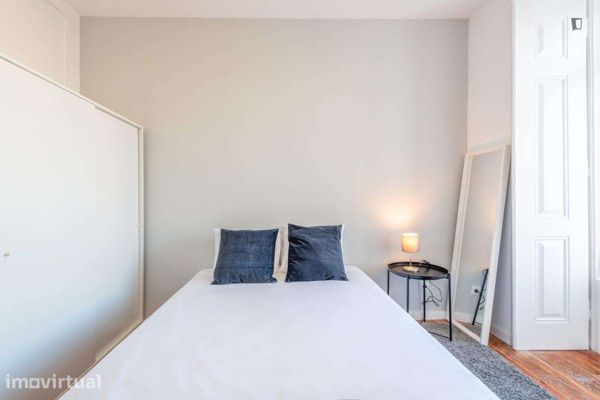 Quarto - localizado em Mouraria Lisbon - Grande imagem: 3/16