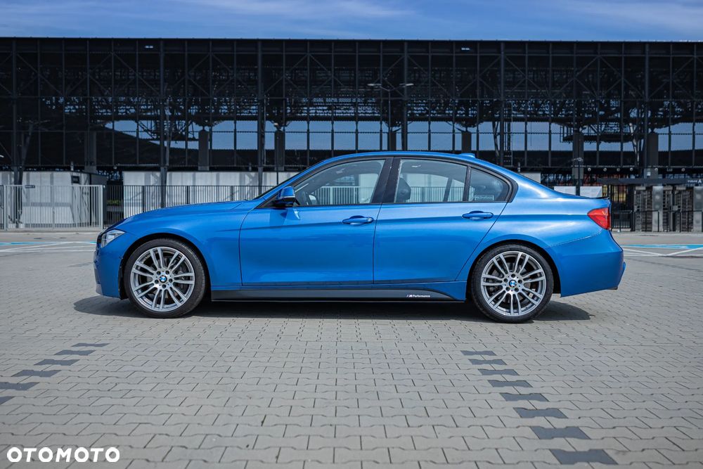 BMW Seria 3 335i - 5