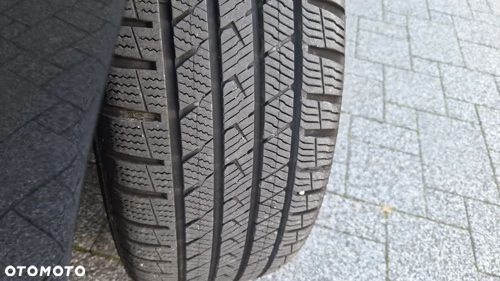 Mitsubishi Outlander 2.4 4WD Diamant - 36