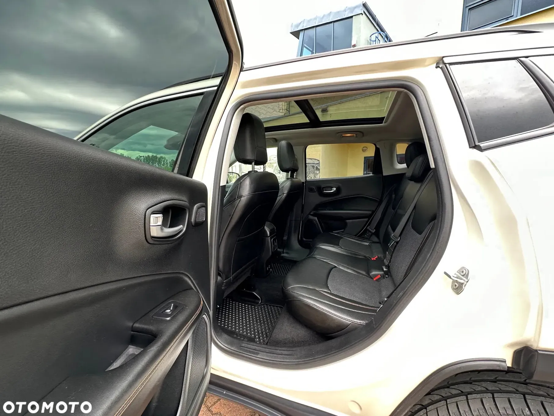 Jeep Compass 1.4 TMair Limited 4WD S&S - 23