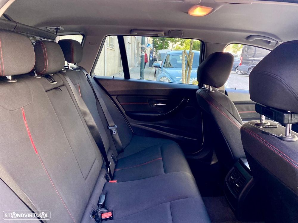 BMW 320 d ED Line Sport - 30