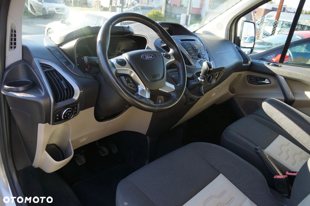Ford Tourneo Custom 2.0 EcoBlue L2 Trend - 22