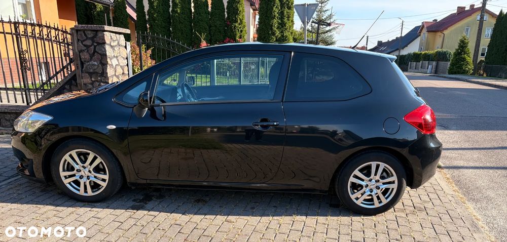 Toyota Auris 2.0 D-4D Prestige - 4