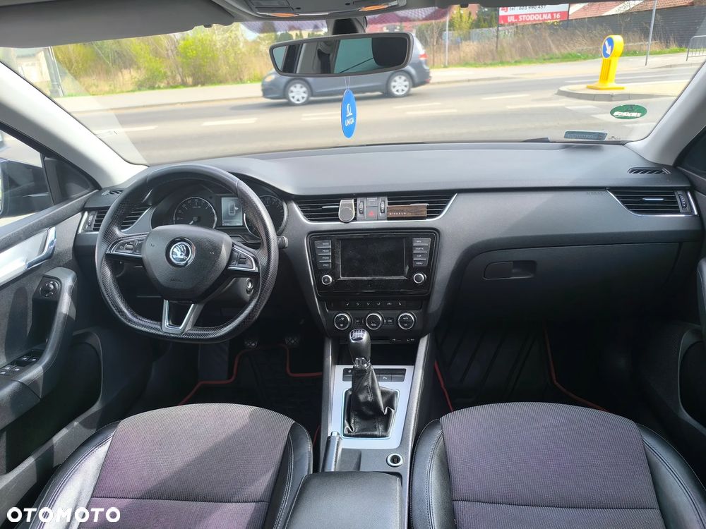 Skoda Octavia - 14