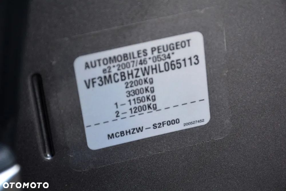 Peugeot 5008 1.6 BlueHDI Allure S&S EAT6 - 5