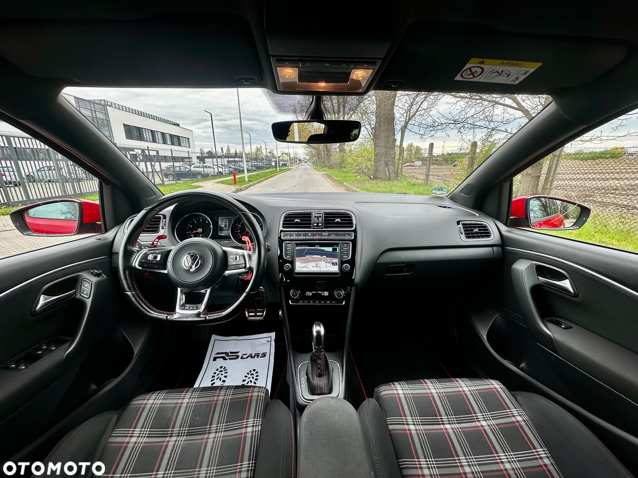 Volkswagen Polo 1.8 TSI (Blue Motion Technology) DSG GTI - 20