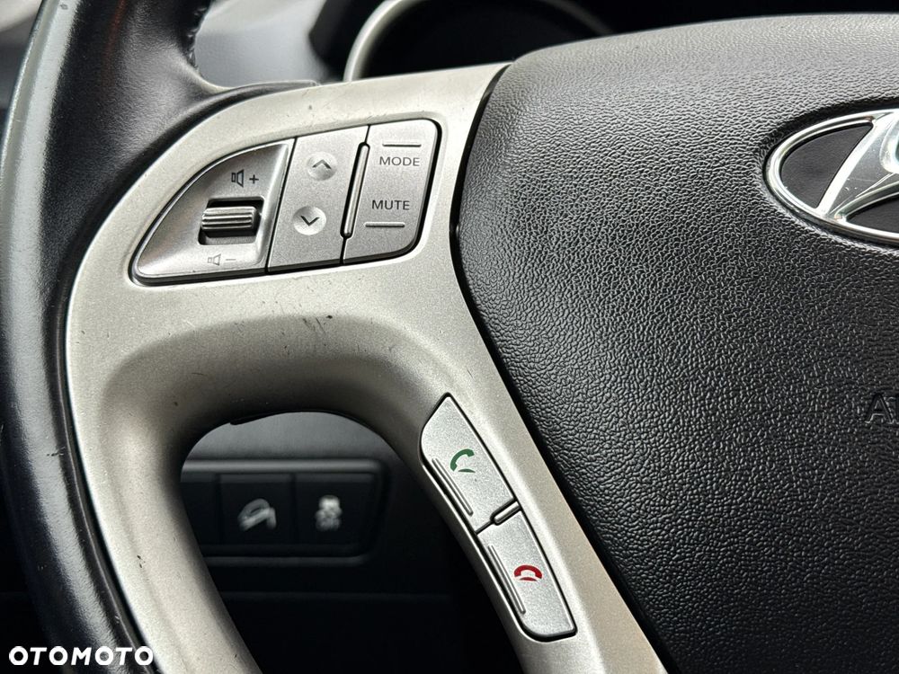 Hyundai ix35 - 33