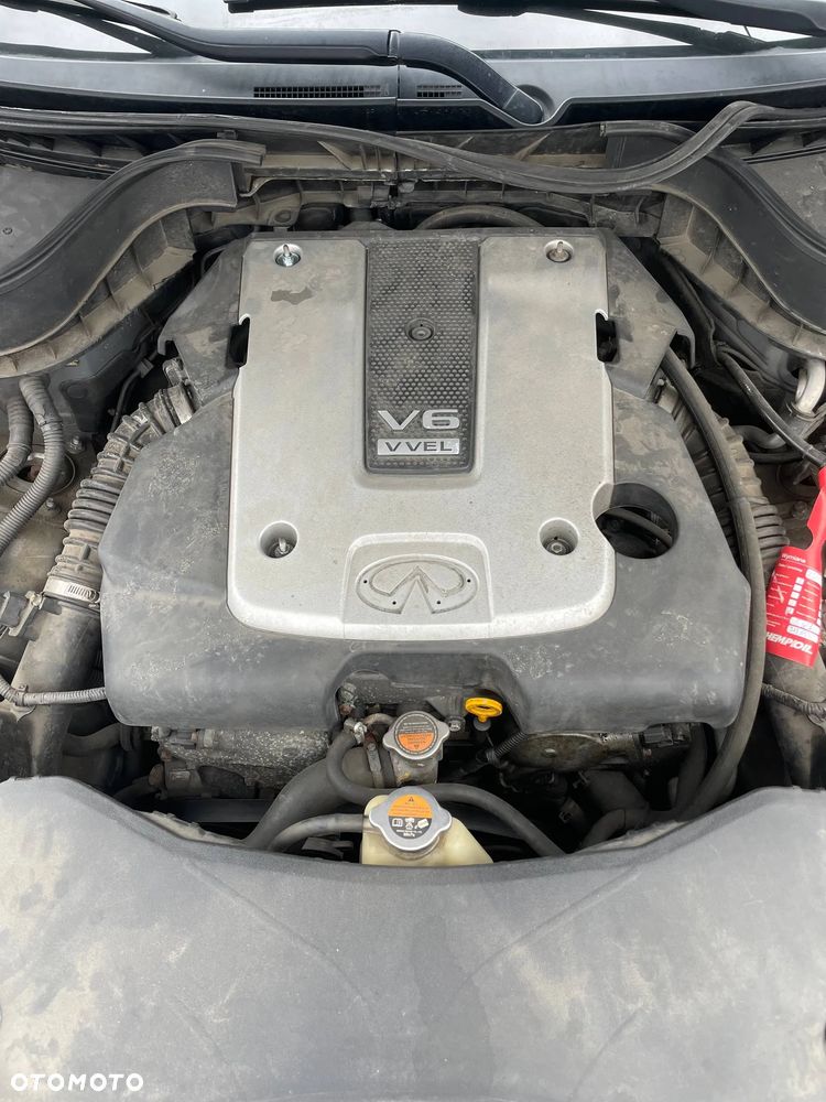 Infiniti Q70 3.7 S Premium - 31