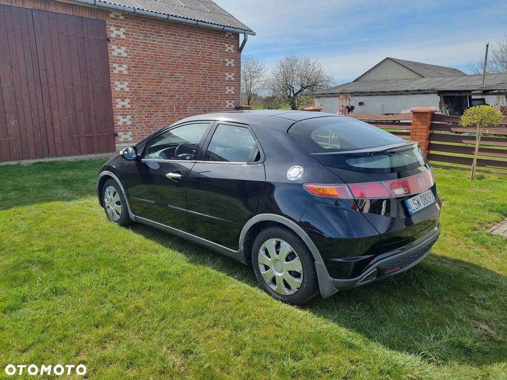 Honda Civic 1.8 Executive - 5