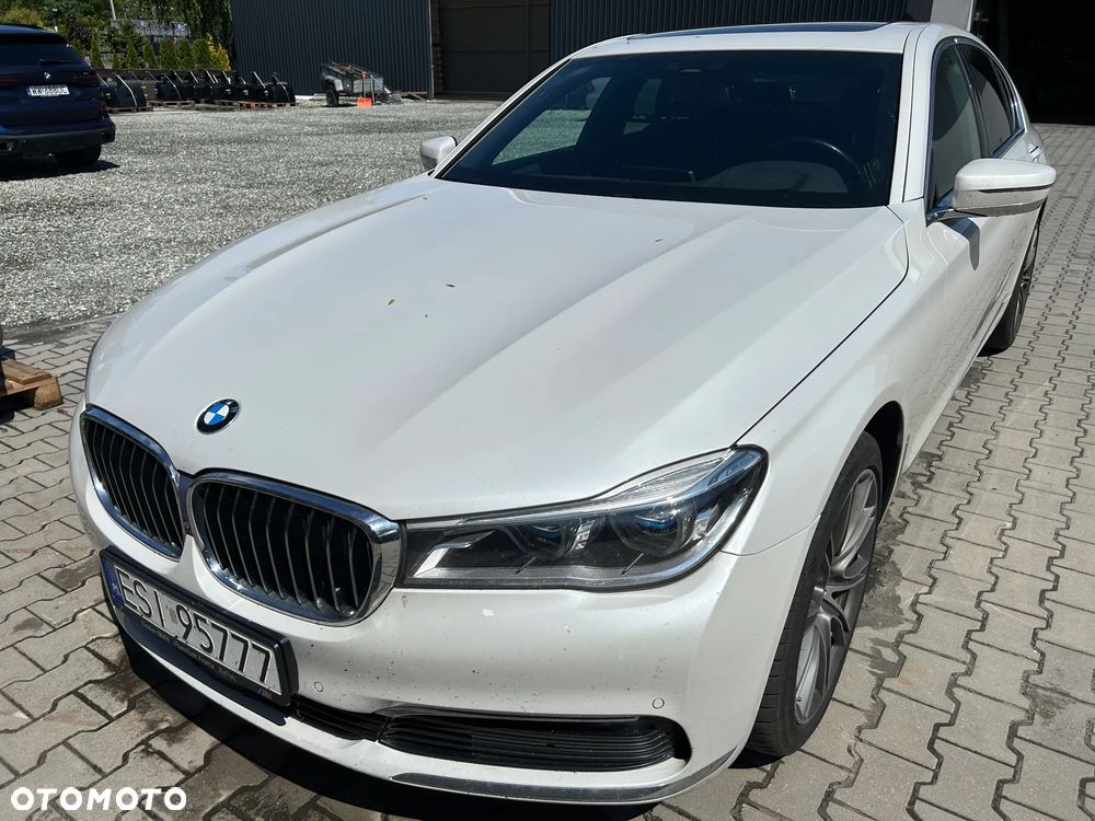 BMW Seria 7 740d xDrive - 2