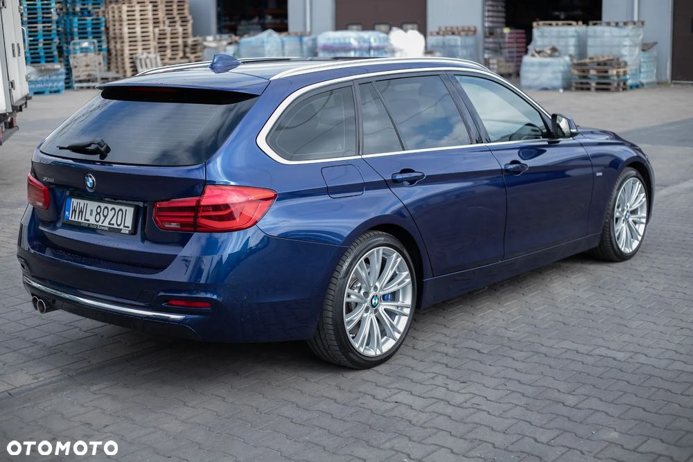 BMW Seria 3 320d Luxury Line - 4
