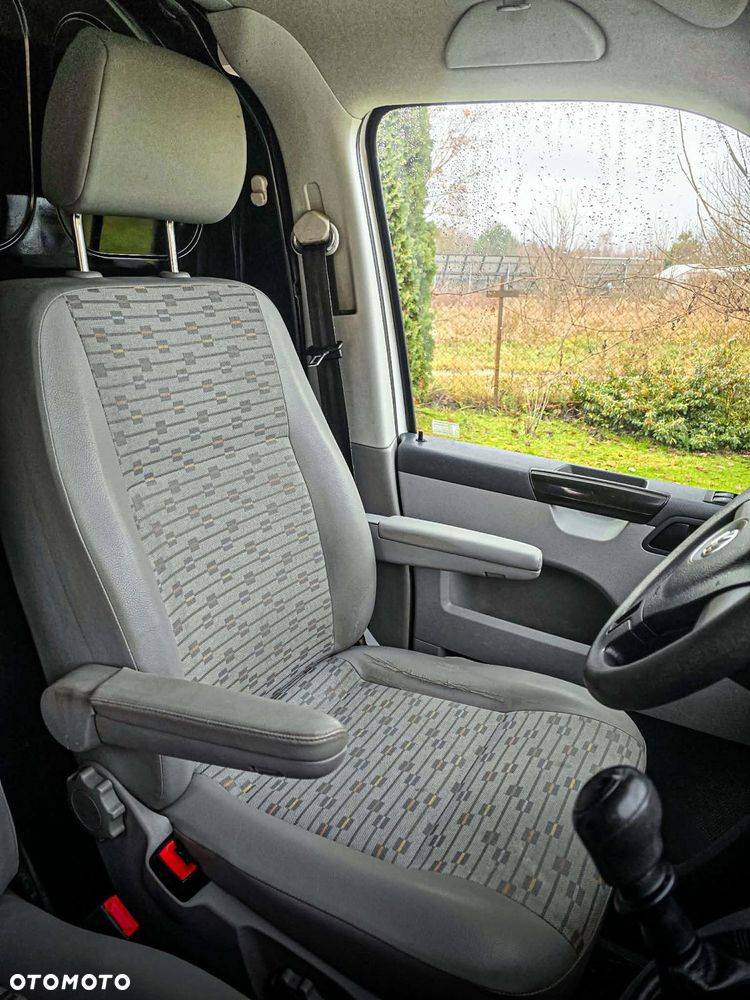 Volkswagen Transporter - 12