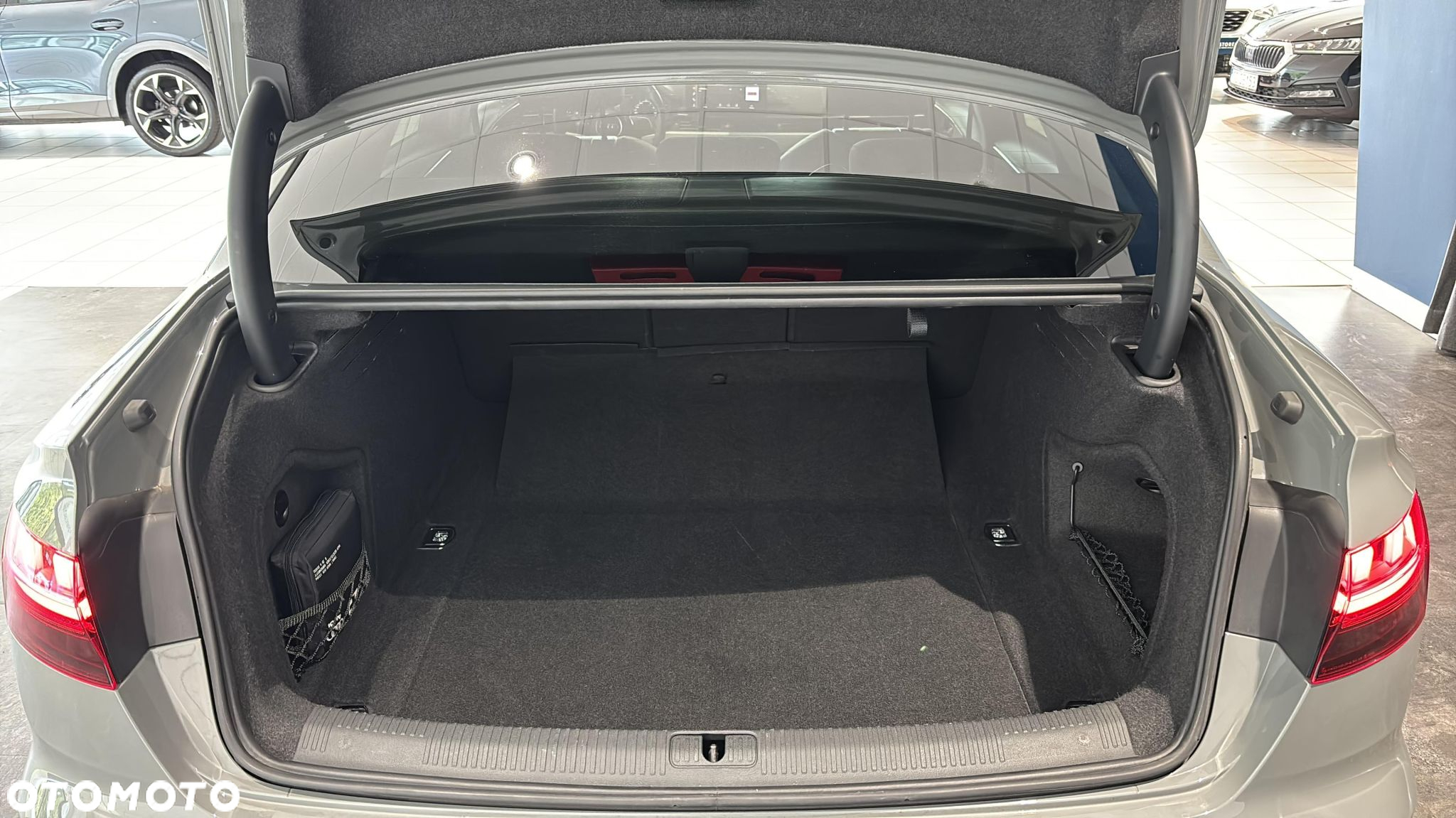 Audi A4 35 TFSI mHEV S Line S tronic - 17