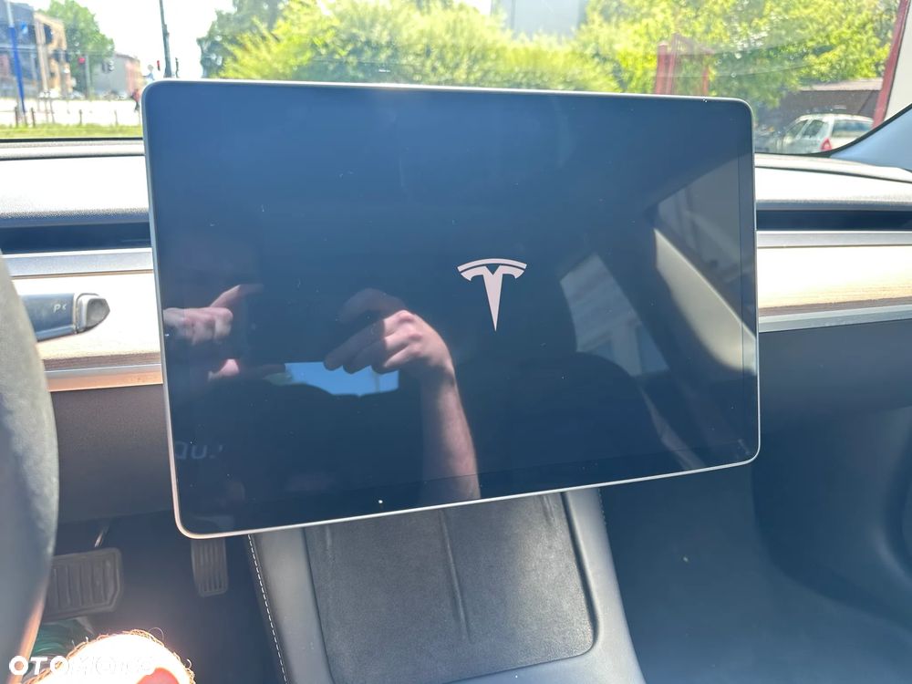 Tesla Model 3 RWD Hinterradantrieb - 3