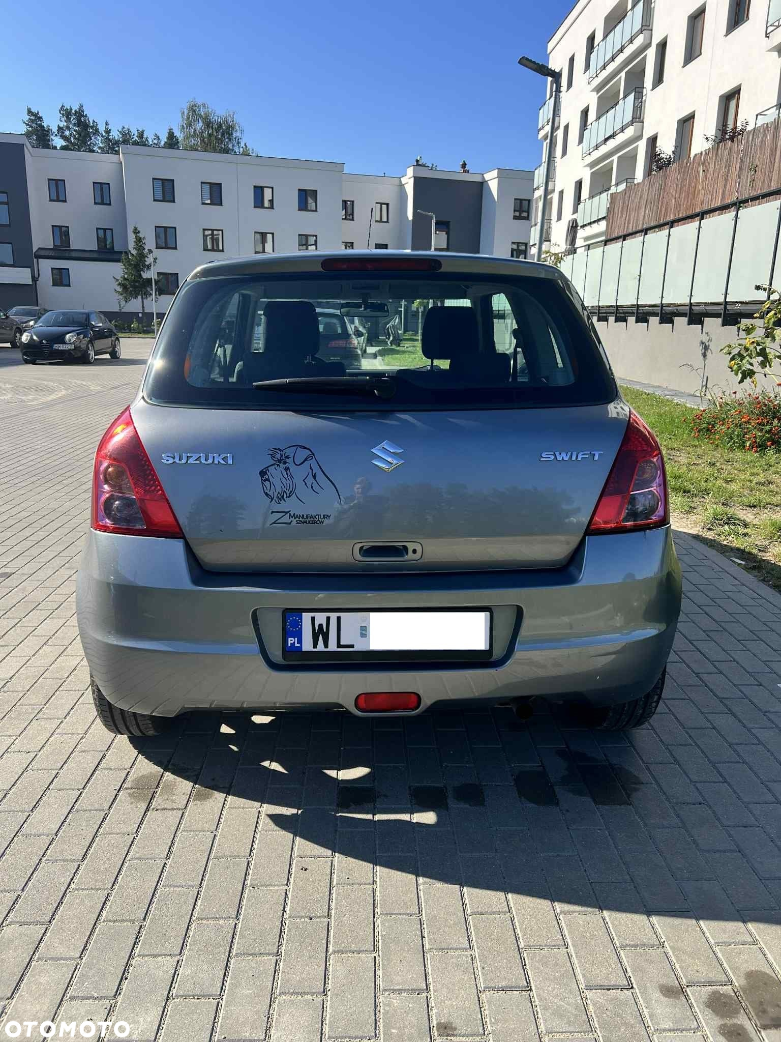 Suzuki Swift 1.3 Sakura - 14