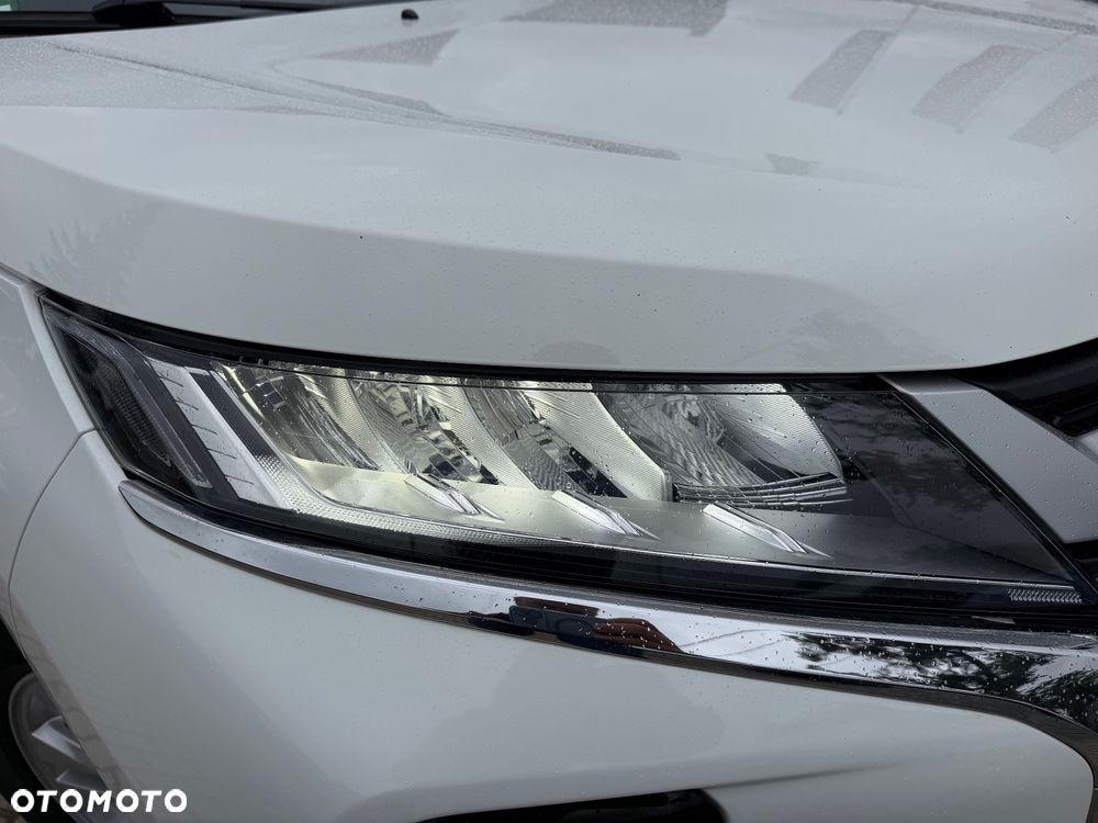 Mitsubishi ASX - 10