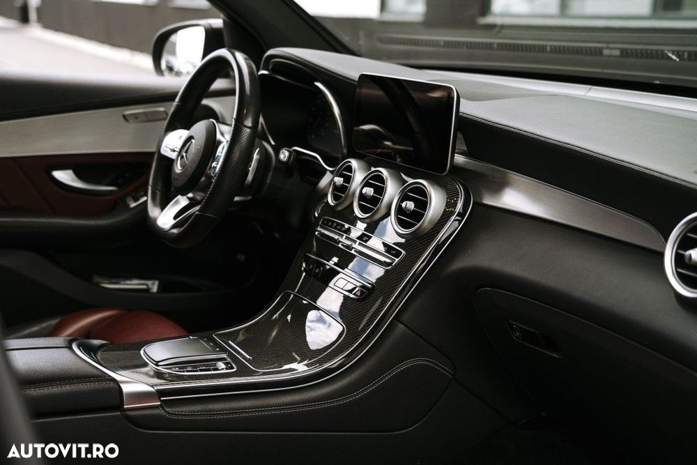 Mercedes-Benz GLC 300 d 4MATIC - 21
