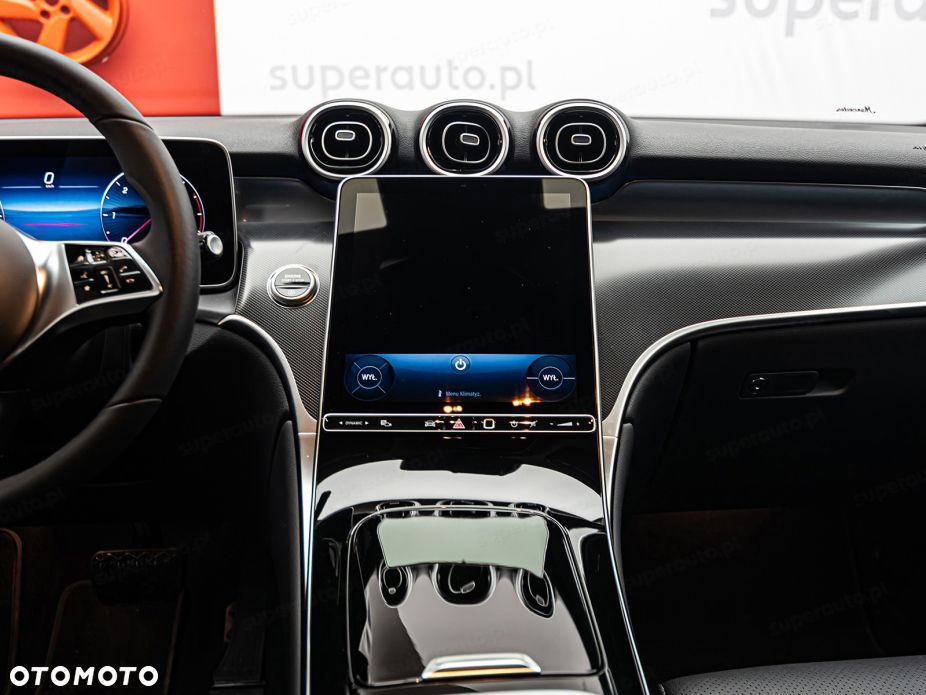 Mercedes-Benz GLC - 13