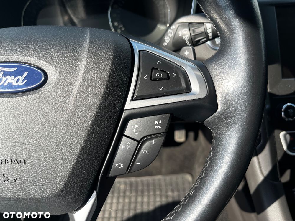 Ford Mondeo - 17