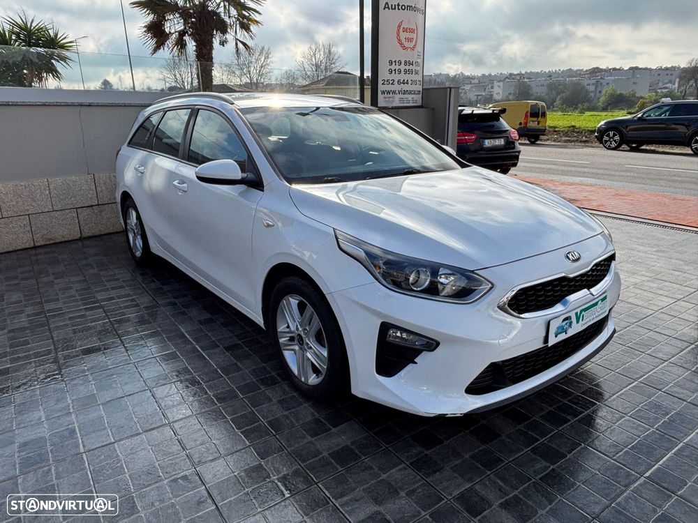 Kia Ceed SW 1.6 CRDi SX - 1