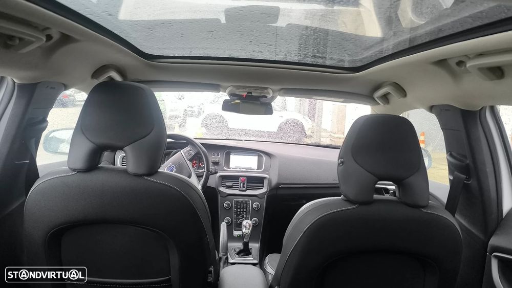 Volvo V40 1.6 D2 Eco Momentum - 2