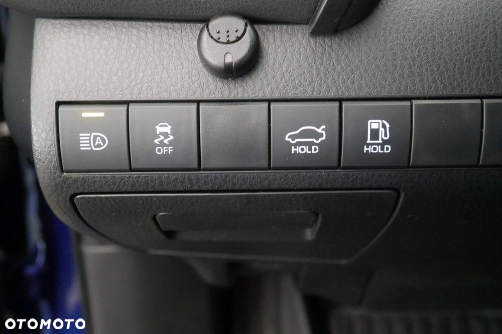 Toyota Camry 2.5 Hybrid Comfort CVT - 26