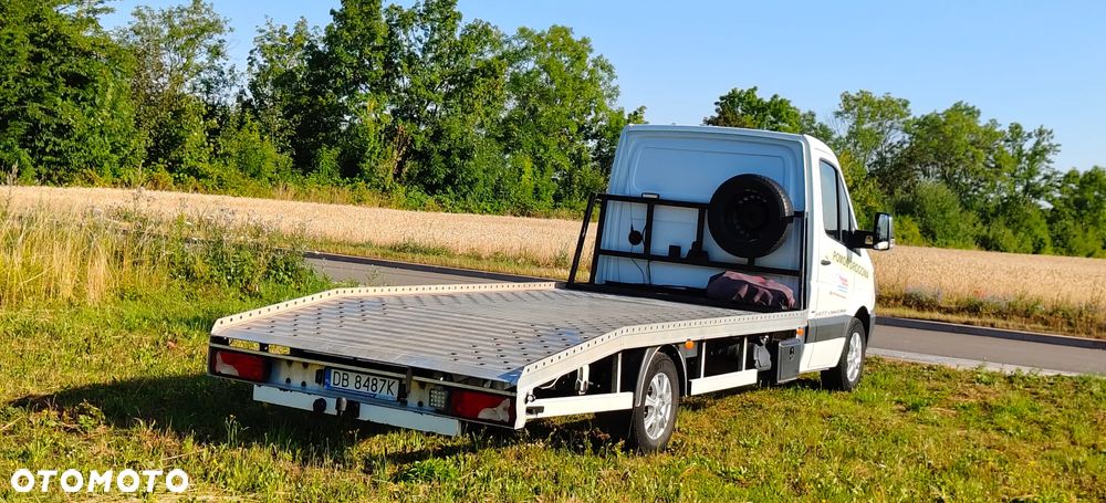 Mercedes-Benz Sprinter - 4