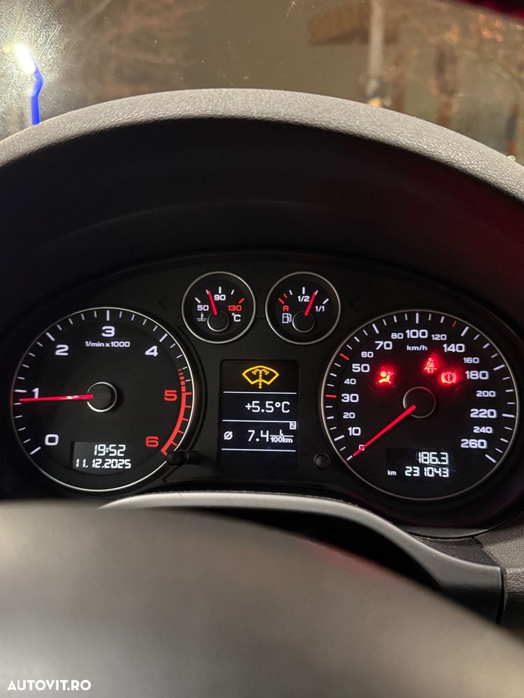 Audi A3 1.9 TDI Ambiente - 12