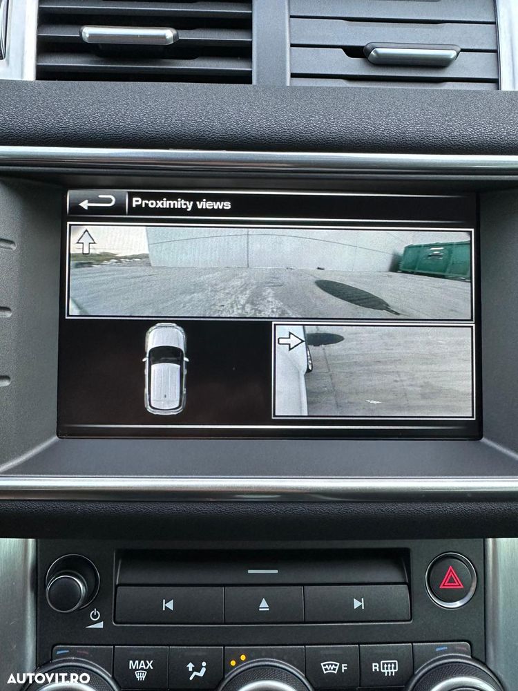 Land Rover Range Rover Evoque - 12