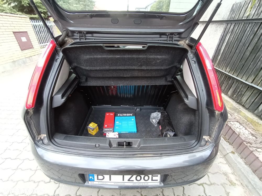 Fiat Grande Punto - 12