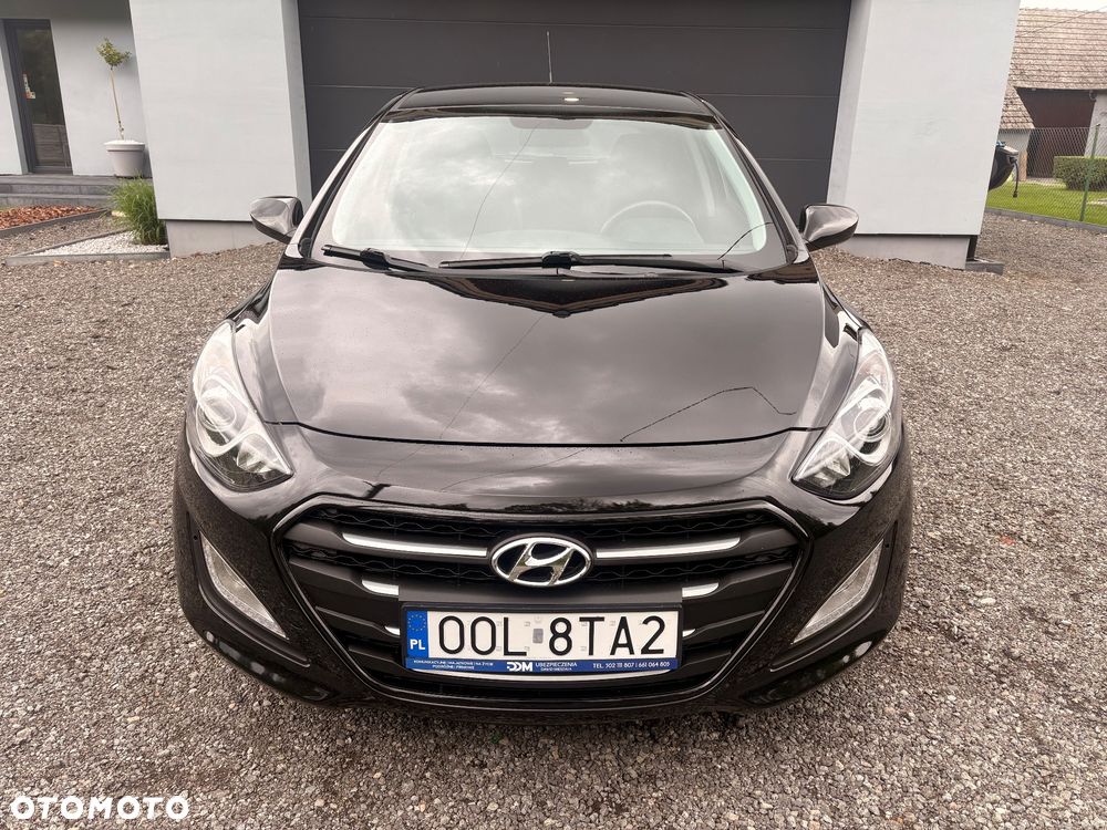 Hyundai i30 blue 1.4 Classic - 10