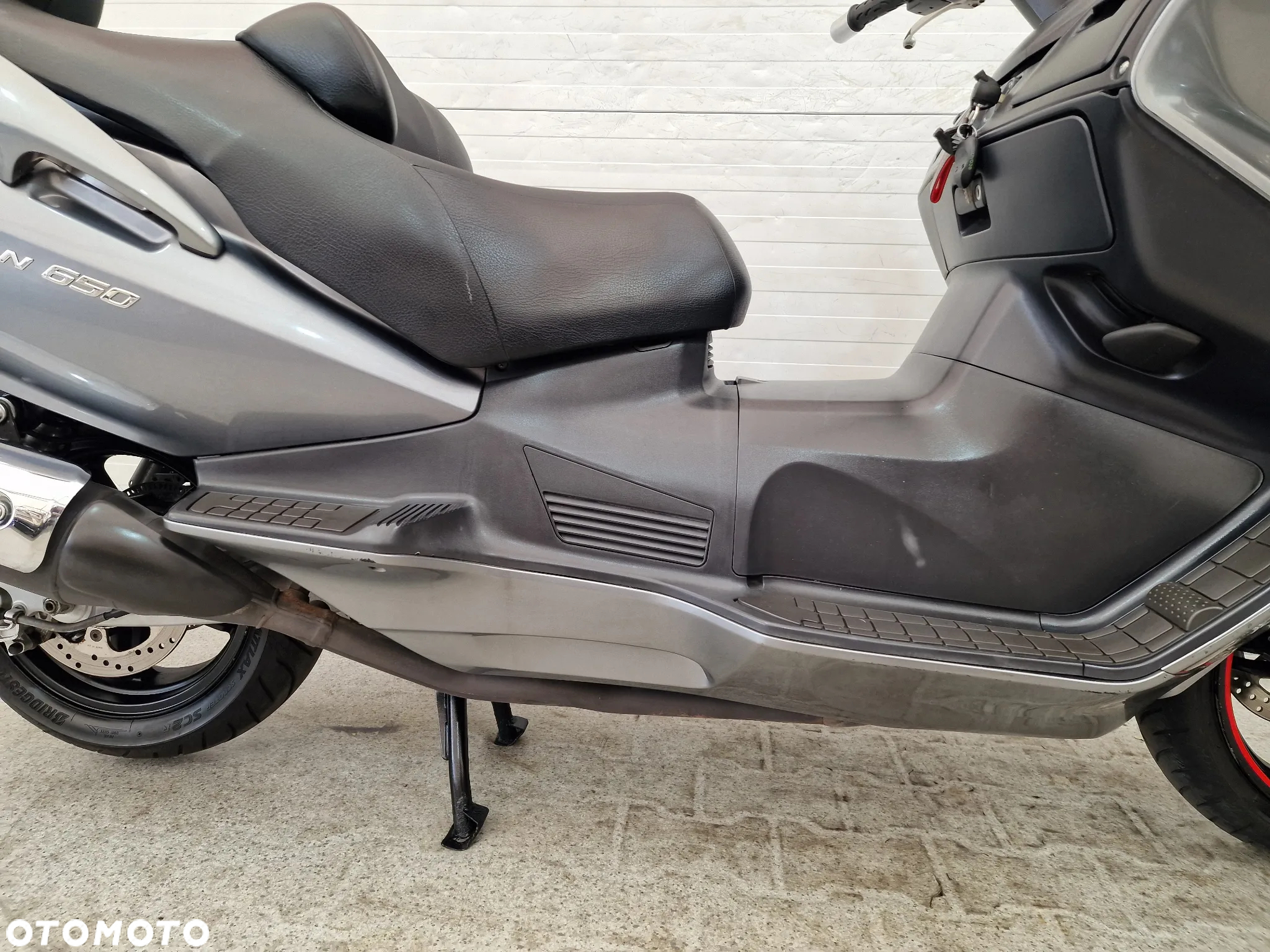 Suzuki Burgman - 22