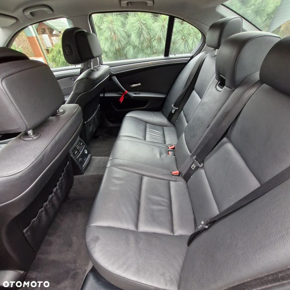 BMW Seria 5 520d - 5