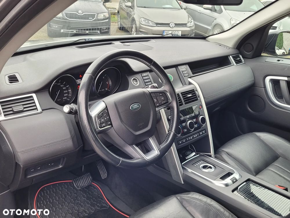 Land Rover Discovery Sport - 28