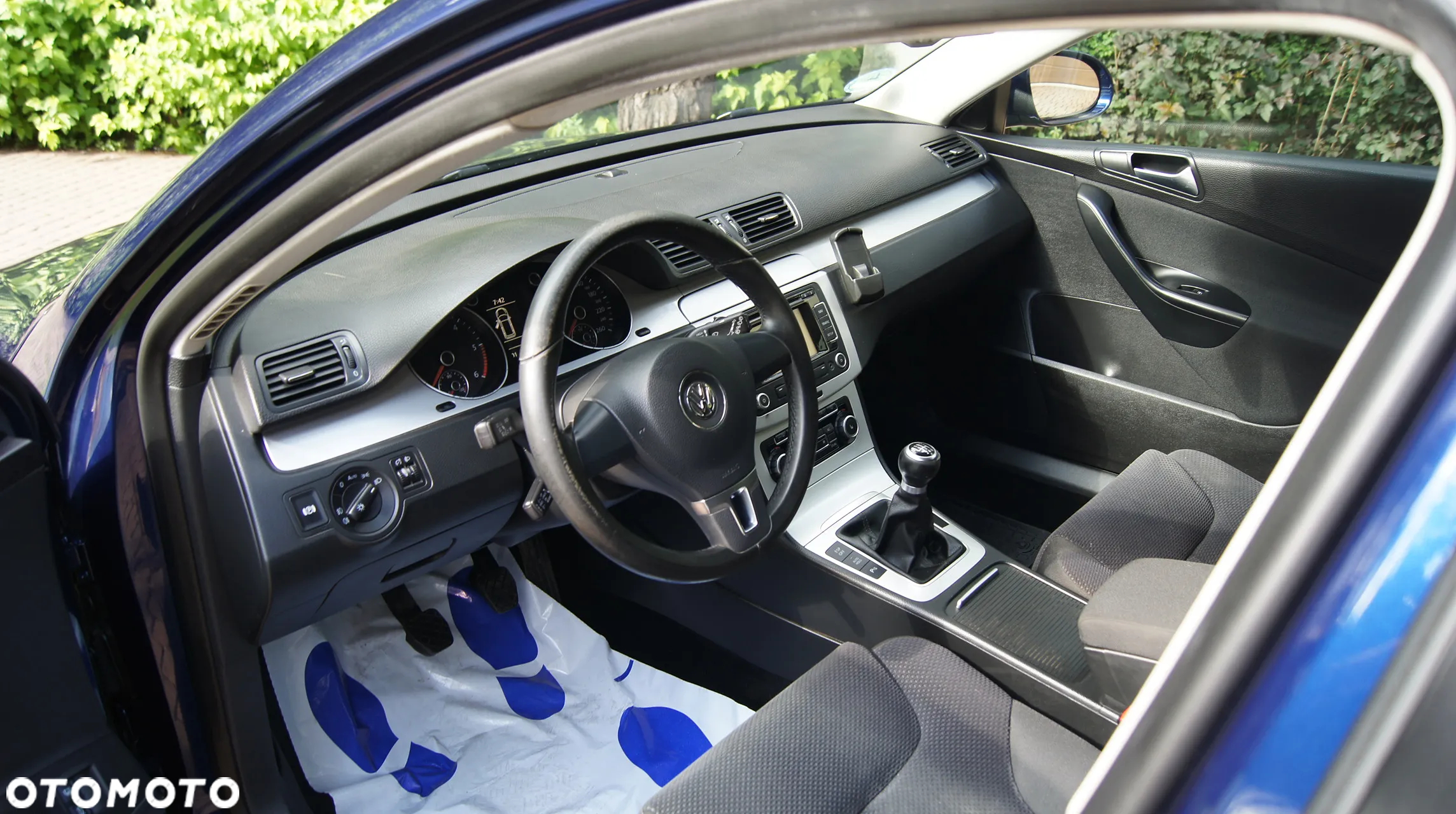 Volkswagen Passat 2.0 TDI Comfortline - 11