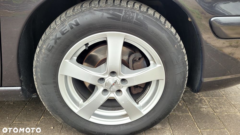 Peugeot 807 HDi 135 Family - 24