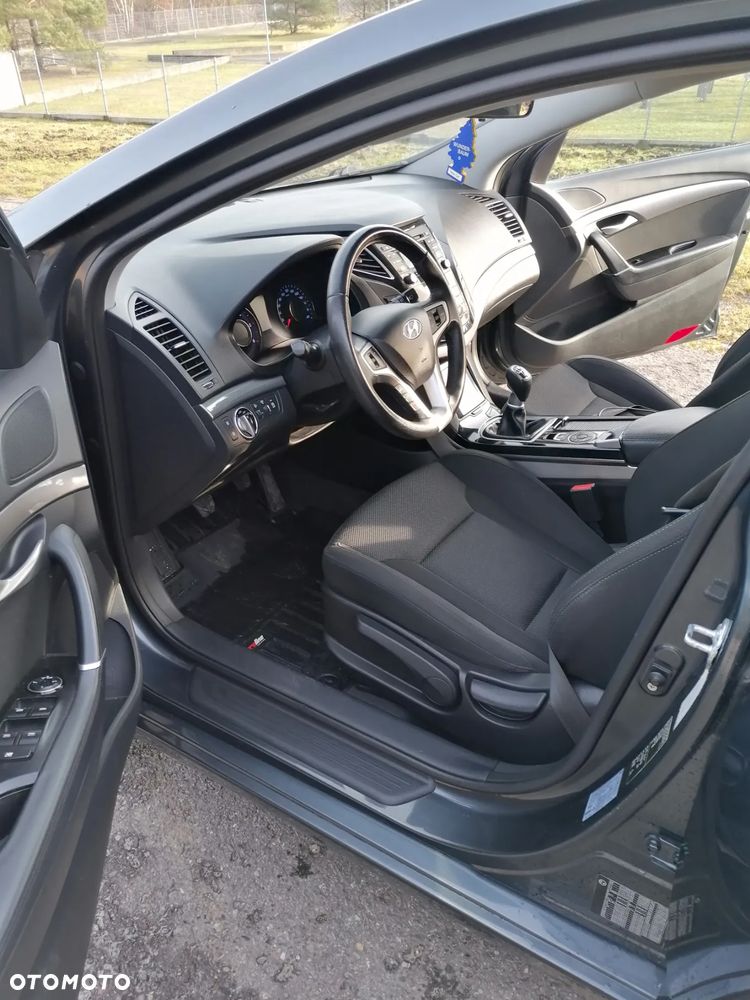 Hyundai i40 Kombi blue 1.7 CRDi Trend - 26