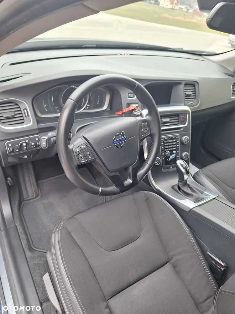 Volvo V60 Cross Country D3 Geartronic Kinetic - 7