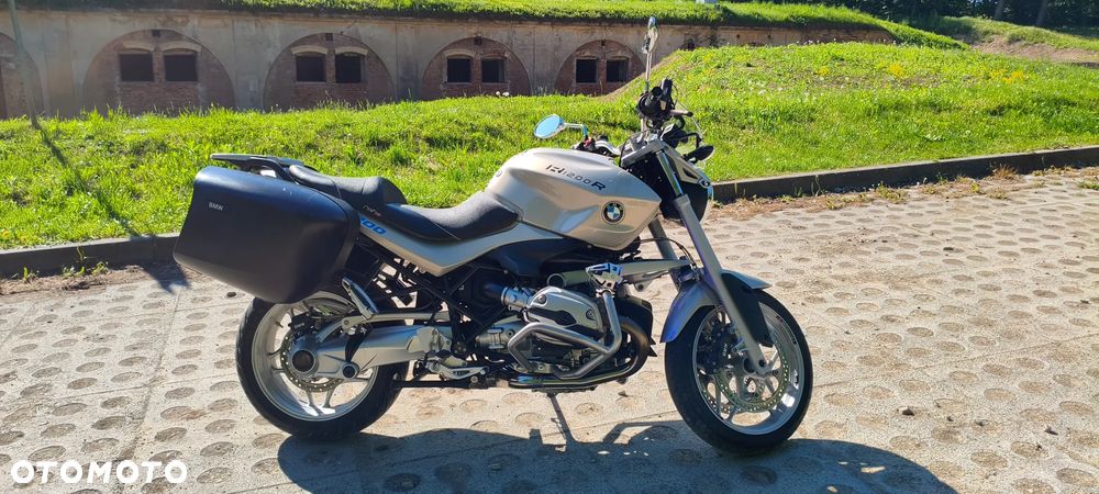 BMW R - 8