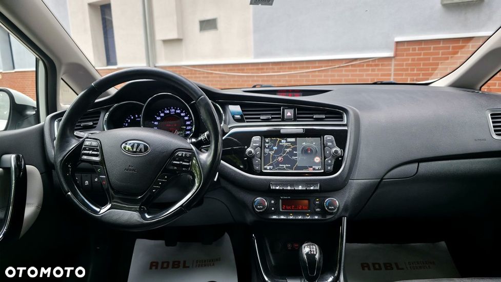 Kia Ceed 1.6 CRDi GT Line - 16