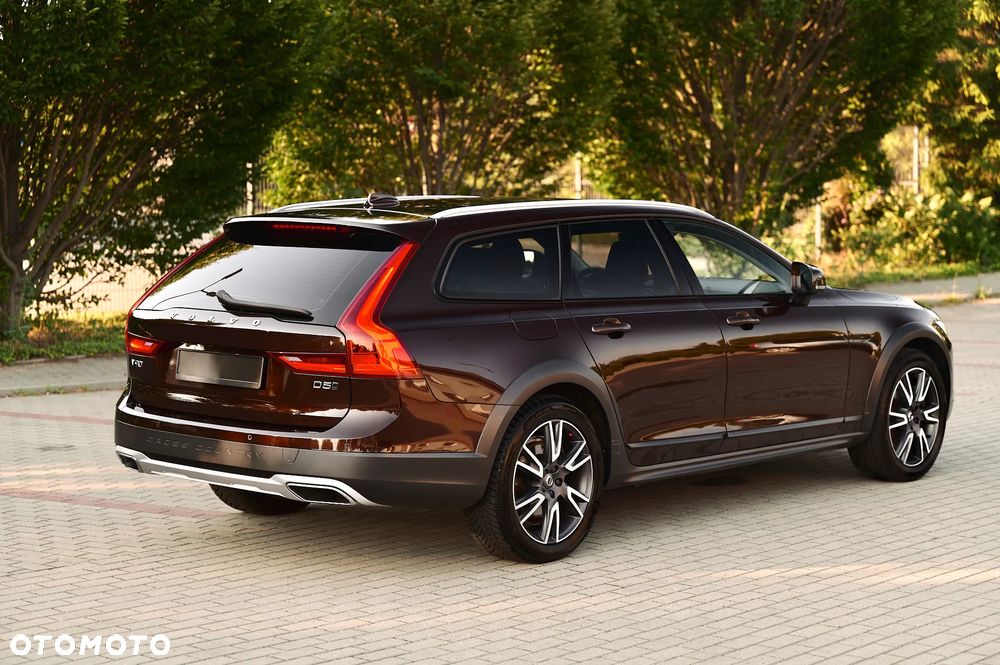 Volvo V90 Cross Country D5 SCR AWD Pro - 14