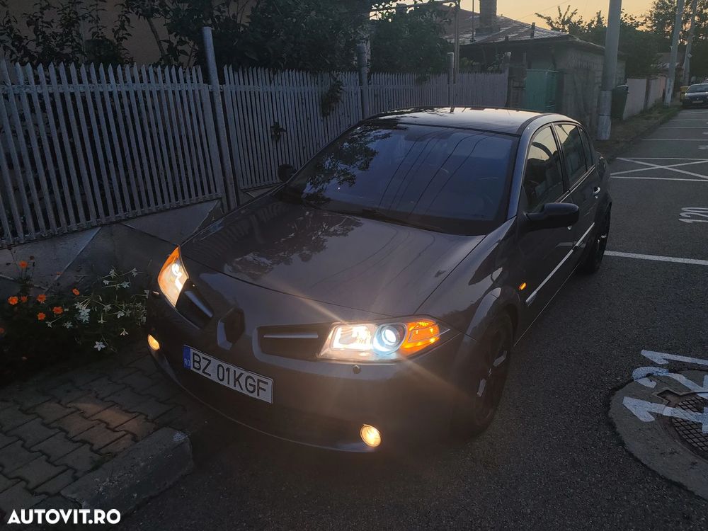 Renault Megane ver-1-6-confort-expression - 15