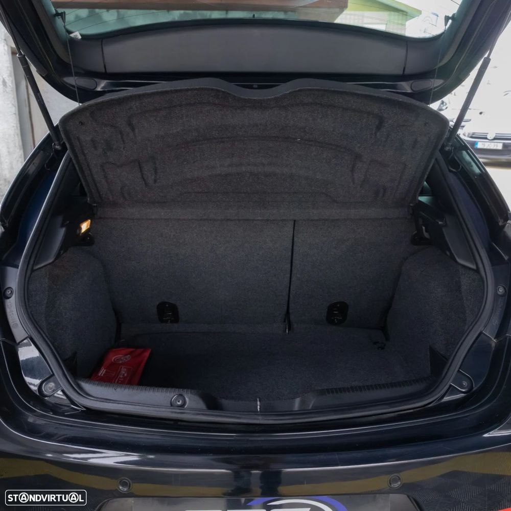 Alfa Romeo Giulietta 1.6 JTDm Veloce - 8