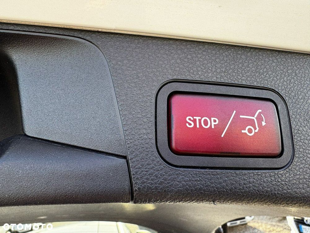 Mercedes-Benz Klasa C 200 (BlueTEC) d 7G-TRONIC - 14