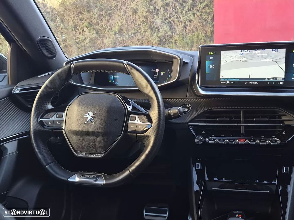 Peugeot e-2008 50 kWh GT Pack - 10