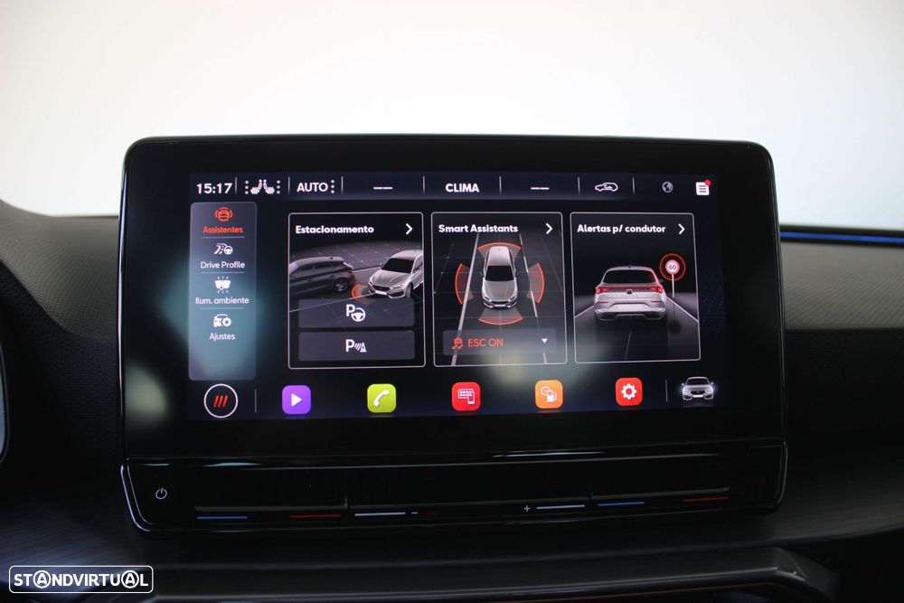 Cupra Leon 1.5 eTSI MID DSG - 30