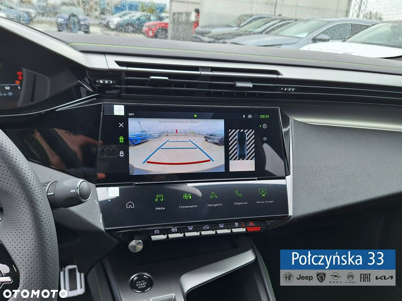 Peugeot 408 - 31
