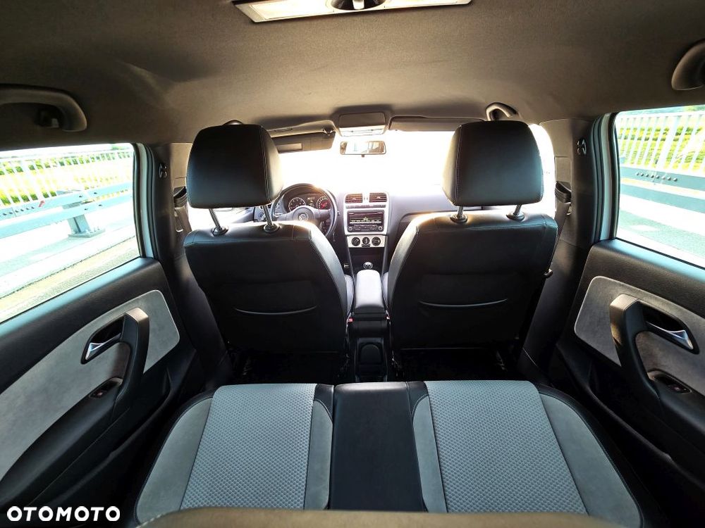 Volkswagen Polo 1.2 TSI Cross Urban White - 6